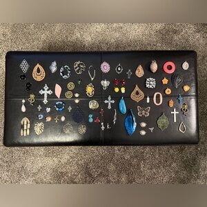 70+ PENDANTS & PIECES - Jewelry Supplies, Pendant Lot